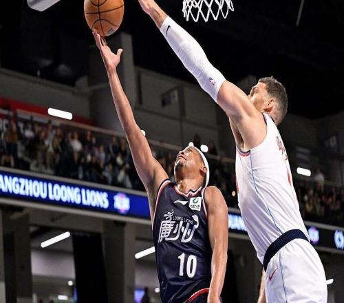 保羅重返快船首秀！大勝廣州47分！歡迎來到NBA！